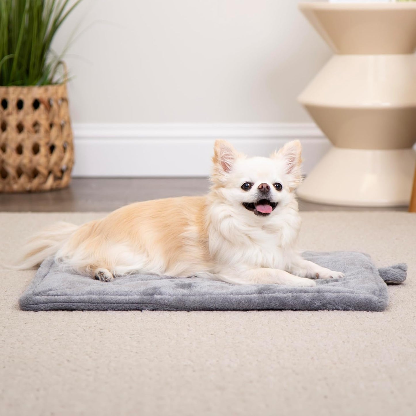 Self-Warming Cat Dog Quilted Pillow Bed