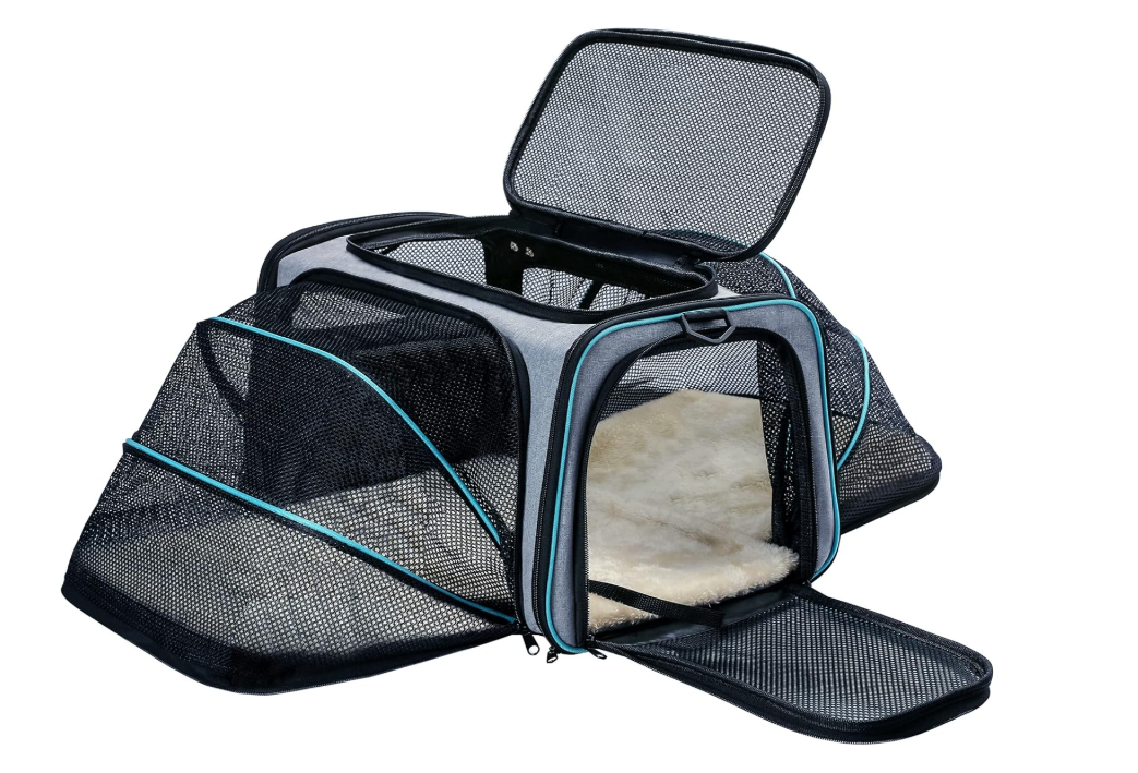 Expandable Soft-Sided Pet Carrier