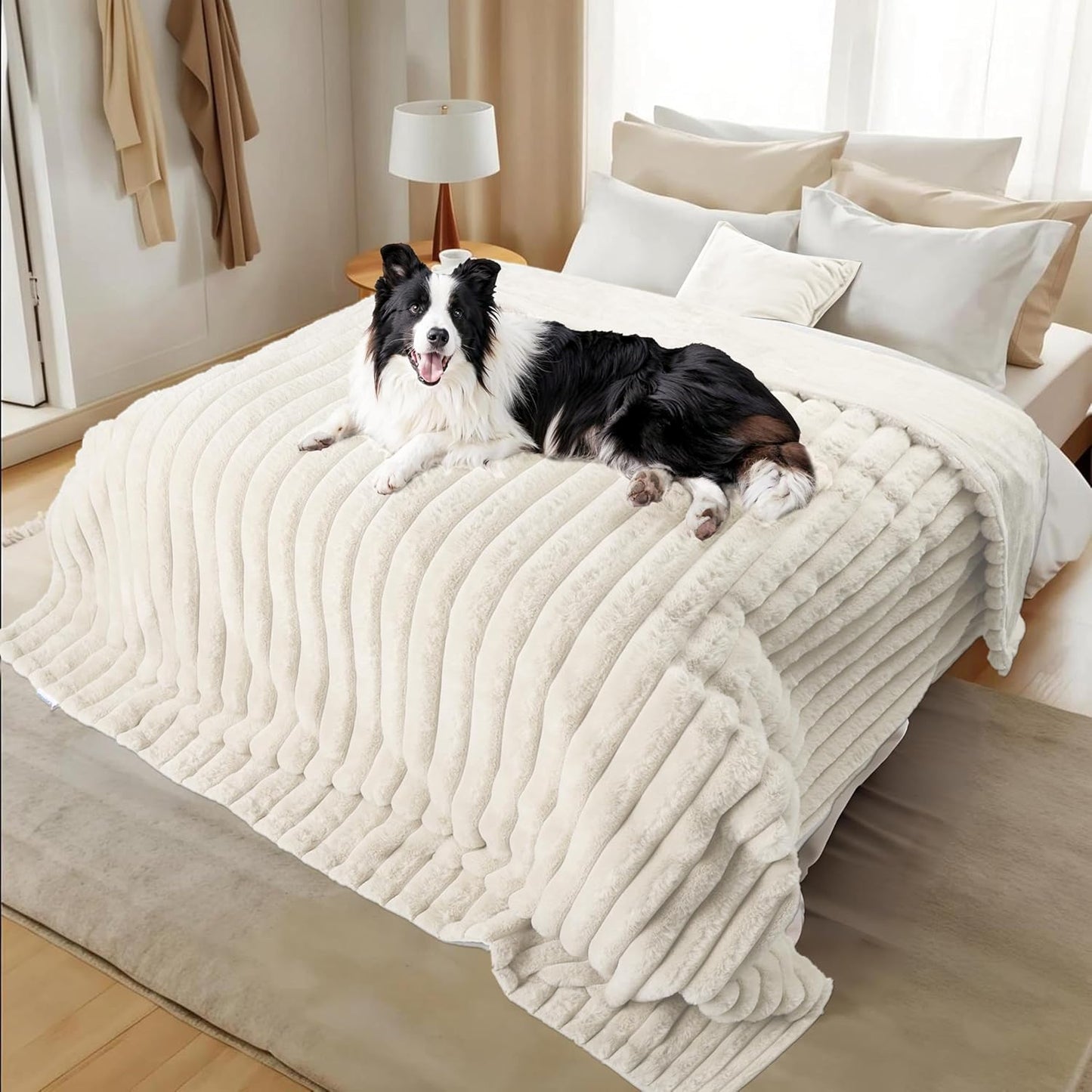 Luxury Plush Waterproof Pet Blanket